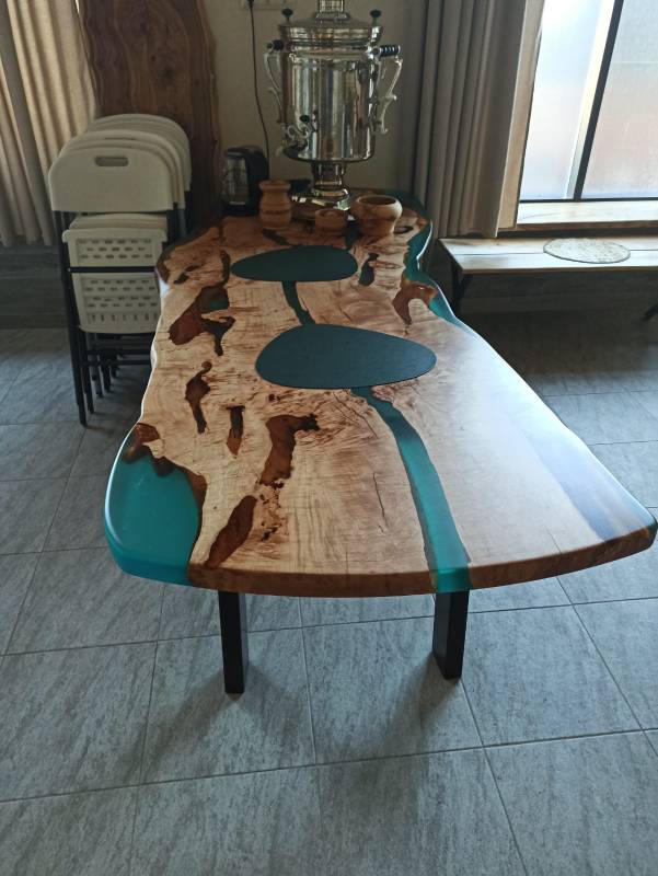 стол